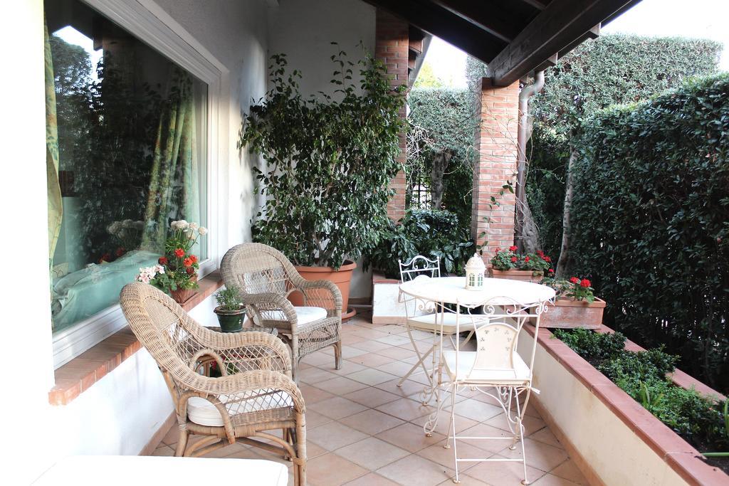 B&B Casa Chinaski Монделло Экстерьер фото