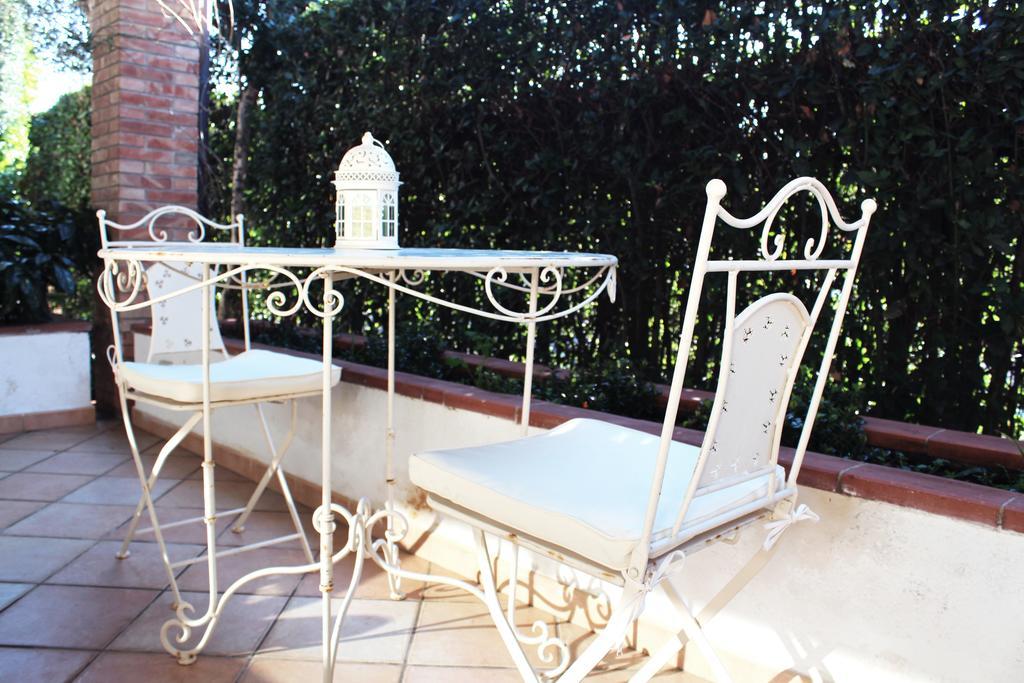 B&B Casa Chinaski Монделло Экстерьер фото