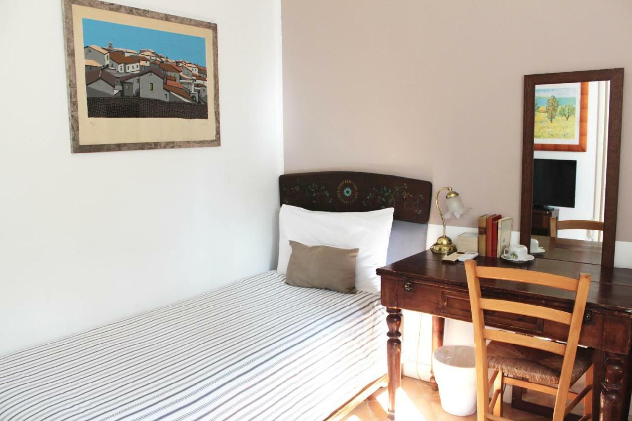 B&B Casa Chinaski Монделло Экстерьер фото