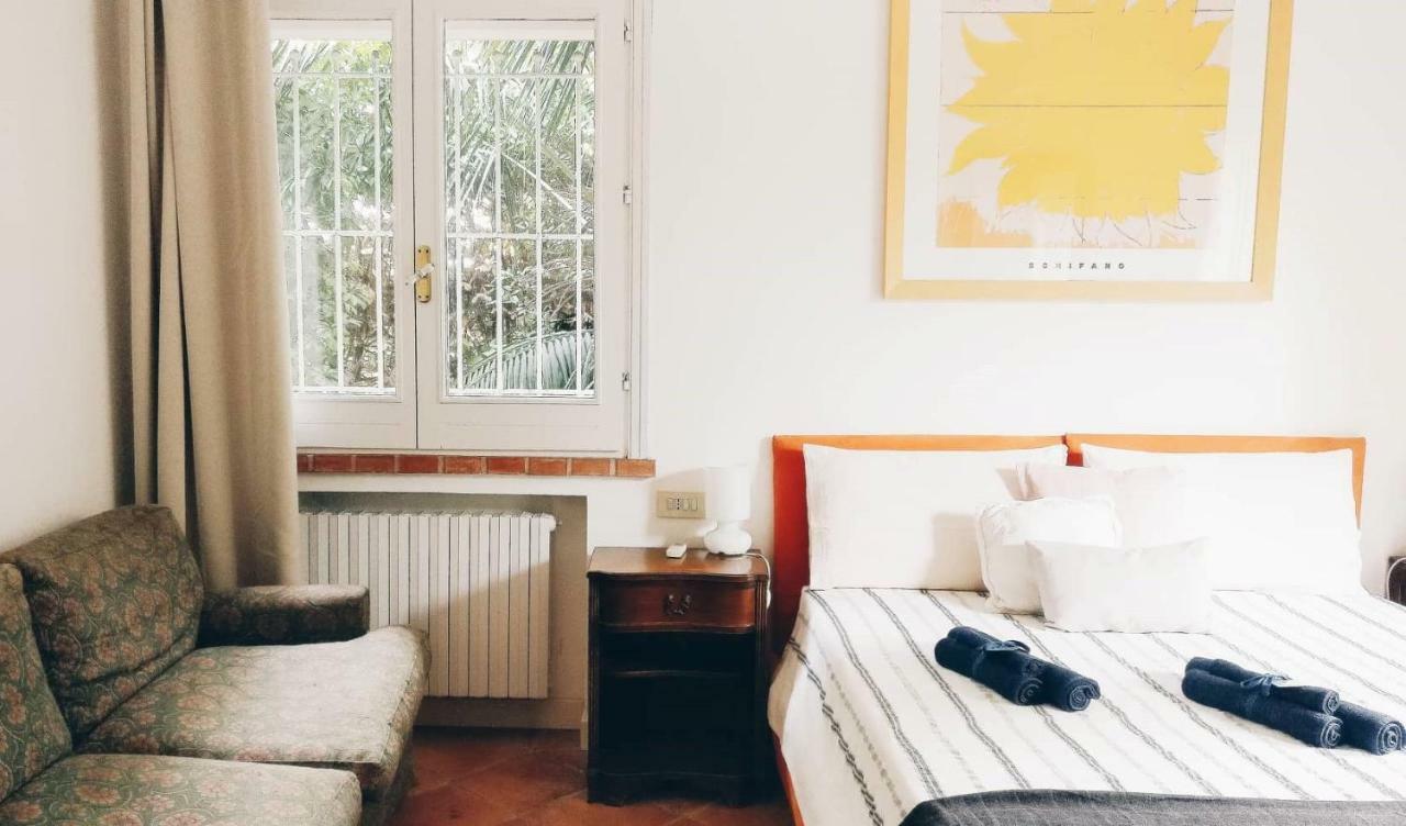 B&B Casa Chinaski Монделло Экстерьер фото